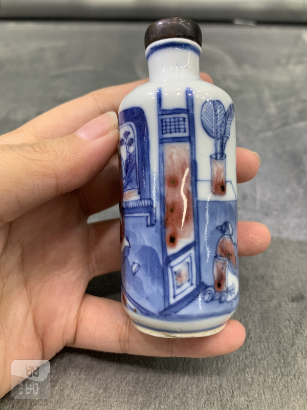 清中期青花釉里红杀妻求将图鼻烟壶 - 图5